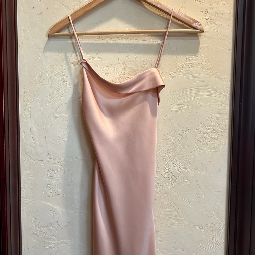 Midi dress (can be bridesmaid or a simple guest wedding guest)